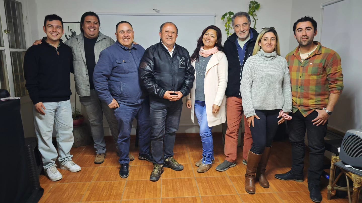 Lee más sobre el artículo Reunión con candidatos a alcalde y concejales de Litueche