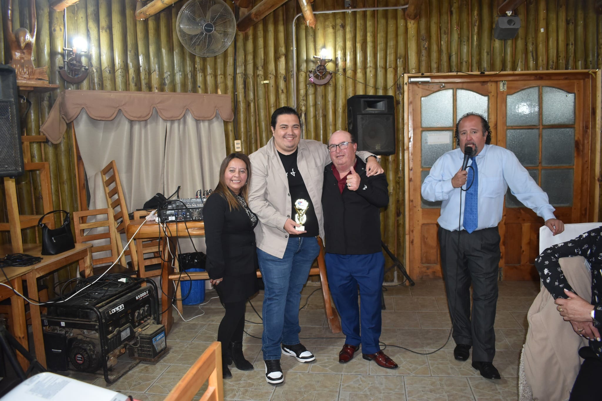 Lee más sobre el artículo Cóctel de aniversario de ADEREC Pichilemu