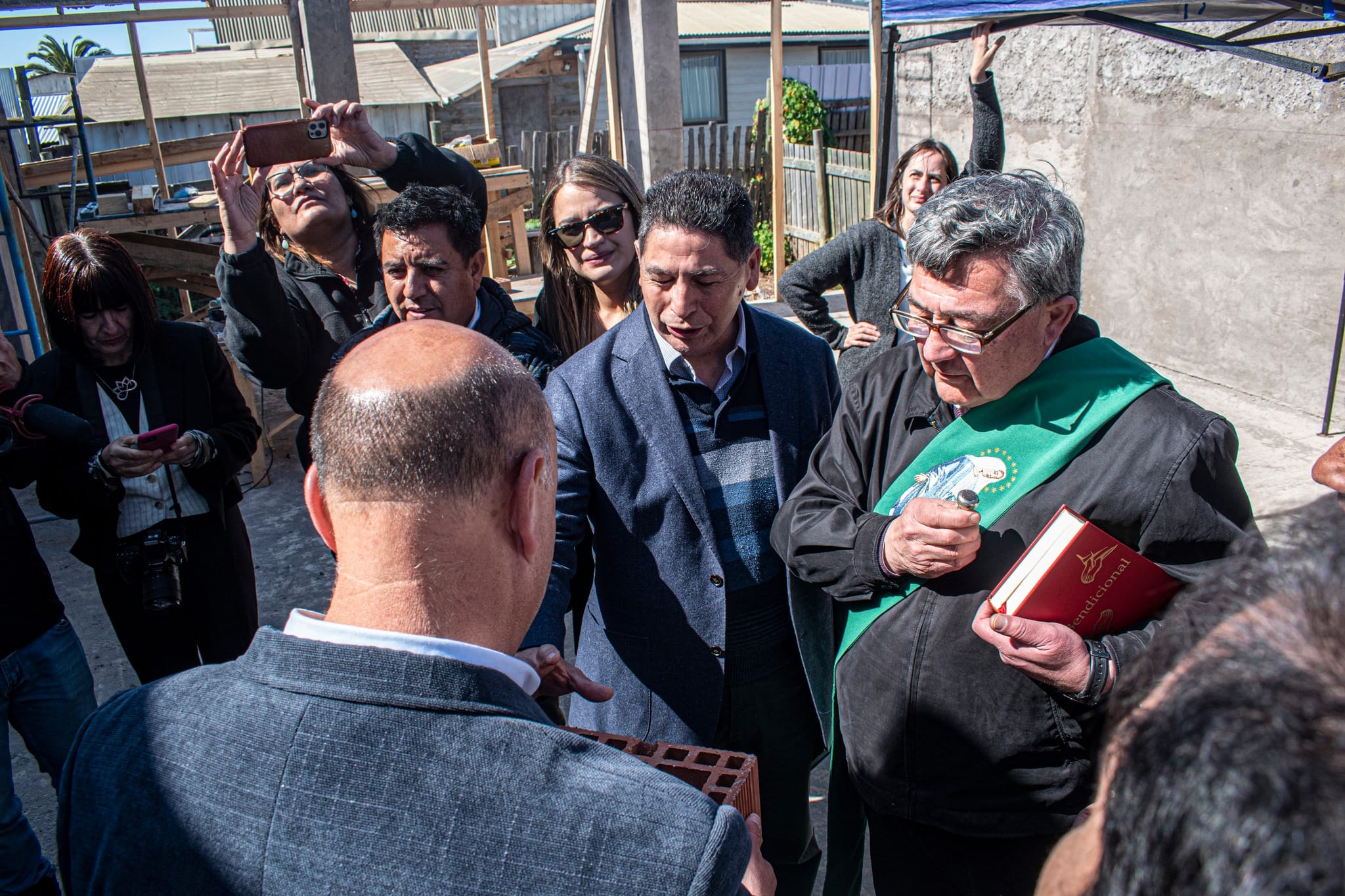 Lee más sobre el artículo Primer ladrillo de la sede social de la JJ.VV. Infiernillo